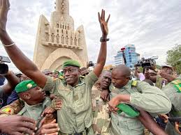 Mali : Les responsables du coup d’État doivent libérer le président Keita